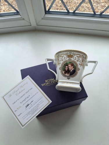 Royal worcester william kate - royal,