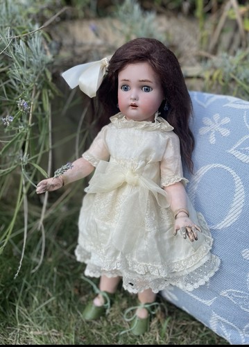 Beautiful simon halbig - simon, k&r
