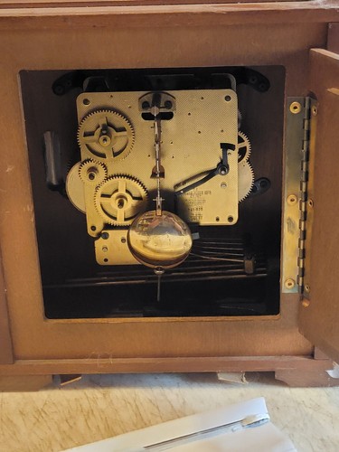 Hermle 341 020 clock - hermle,