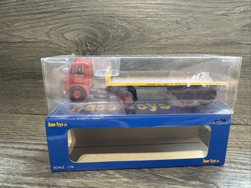 Articulated tractor with flat - articulated,