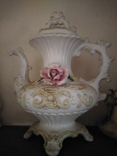 Capodimonte teapot 1930s