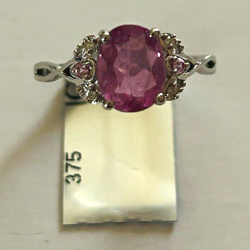 Bnwt white gold - 9k, oval