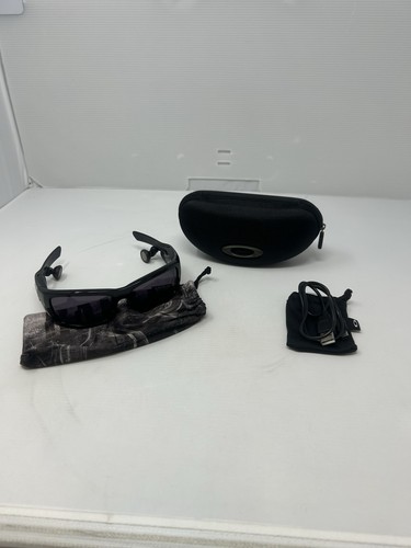 Oakley thump 512mb mp3 - oakley,