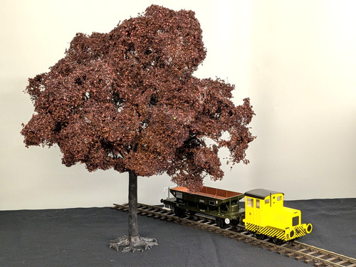 Large scale model - large, (oo/o/g)