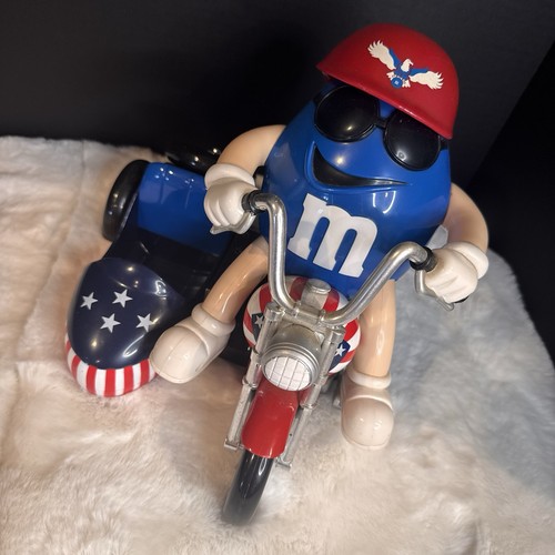 1993 red white blue - m&m,