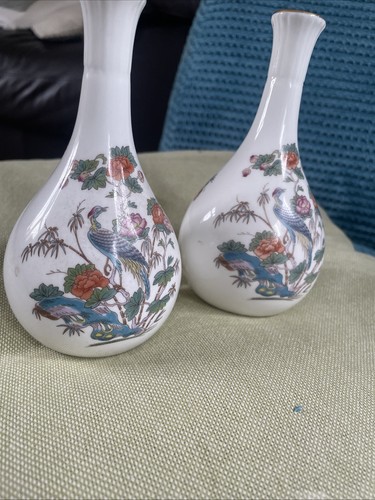 Pair vintage wedgwood - pair,