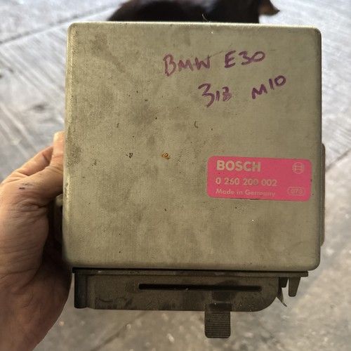 Bmw e30 series m10 - e30, carb