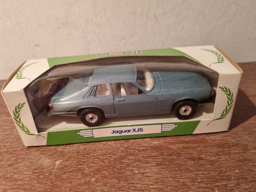 Corgi jaguar xjs - corgi,
