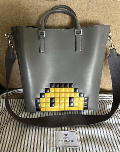 Anya hindmarch smiley - anya, pixel