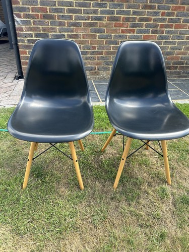 Eames replica retro plastic - retro,