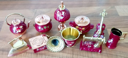 Vintage bargeware miniatures - vintage,