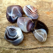 6 Agate Botswanna tumblestones 20 - 30mm. Polished Healing Crystal Gemstones