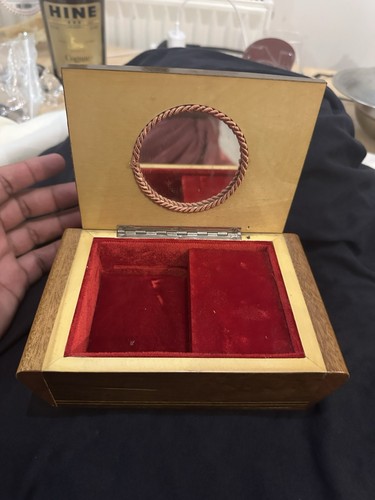 Vintage italian wood music box - vintage,