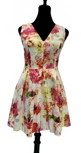 Warehouse floral fit - uk,