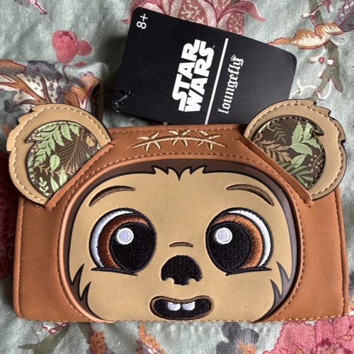 Loungefly star wars ewok - star,