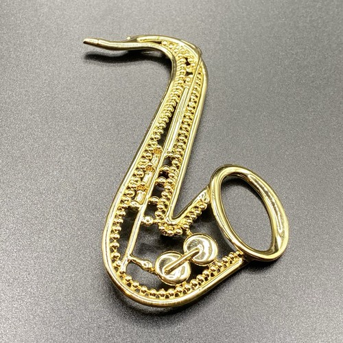 Vintage large saxophone - large, brooch
