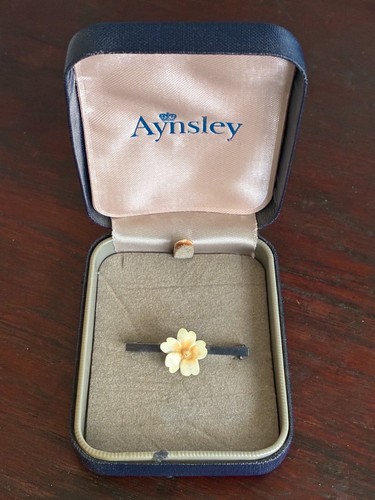 Vintage aynsley floral brooch - aynsley,