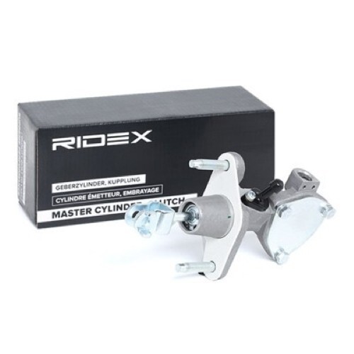 Clutch master cylinder - master,