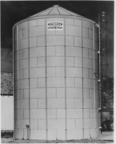 1963 8x10 butler stor - 8x10, feed