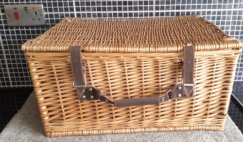 Large vintage wicker picnic - vintage,