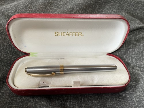Sheaffer white dot fountain - dot,