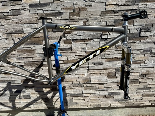 Vintage yeti arc titanium - vintage,