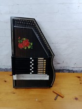 Vintage German Autoharp 32