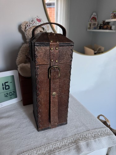 Vintage wooden wine bottle - bottle, box