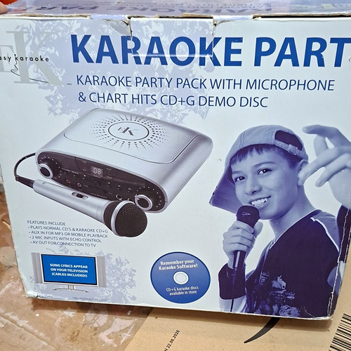 Easy karaoke ek103 - easy, all-in-one