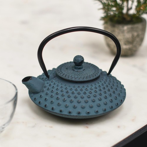 Miniature light blue - &, black