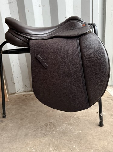 Saddle company verona - company, working