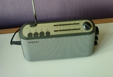 Vintage Sony ICF-703L Portable