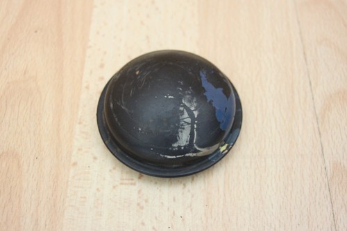Front wheel hub - hub, cap