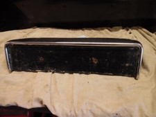 Rover P5 P5B Saloon coupe  3 litre, 3.5 V8  Front bumper centre piece 