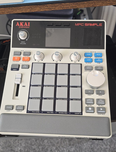 Akai mpc sample - akai,