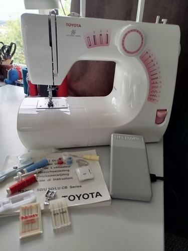 Toyota sewing machine rs2000 - sewing,