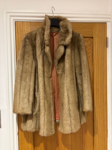 Lovely vintage marino - lovely, 70’s