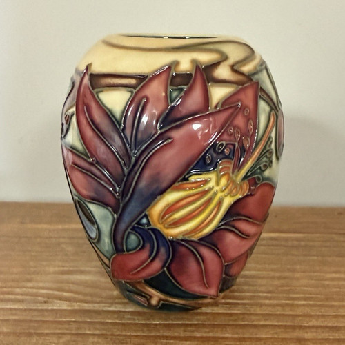 Moorcroft floral art pottery - moorcroft,