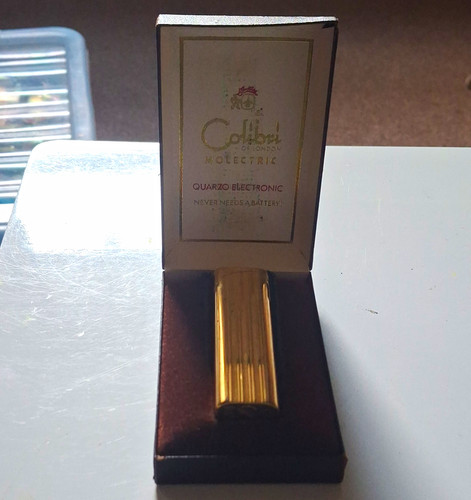 Colibri gold tone metal pocket - gold,