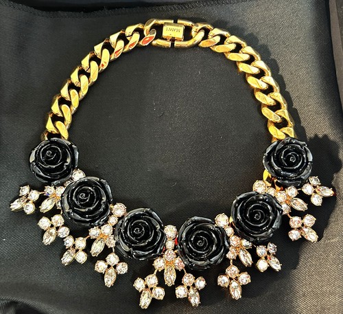 350 mawi london rose noir - £350,