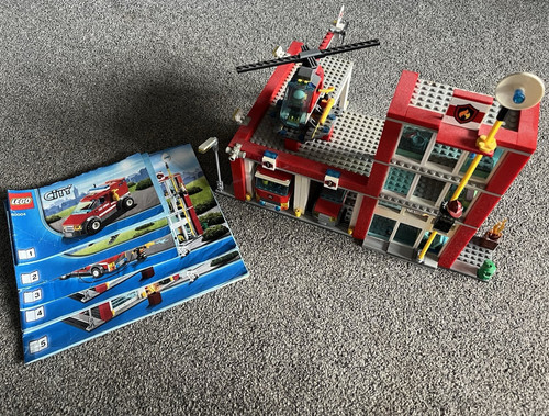 Lego city fire station 60004 - city,