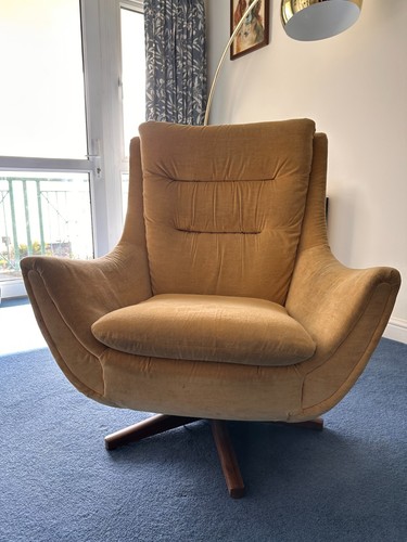Parker knoll ambassador egg - knoll,