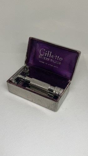 Gillette aristocrat 15 - aristocrat, n