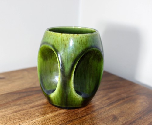 Vintage holkham pottery - vintage, t106