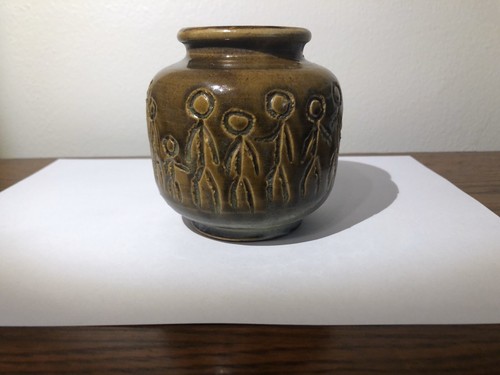 Vintage signed pottery people - signed,