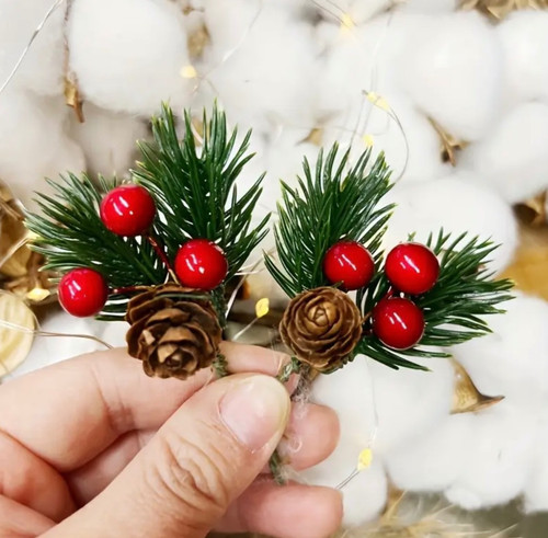 Artificial pine cone picks - artificial, red