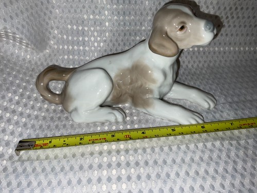 Nao lladro dog lying down - lladro,