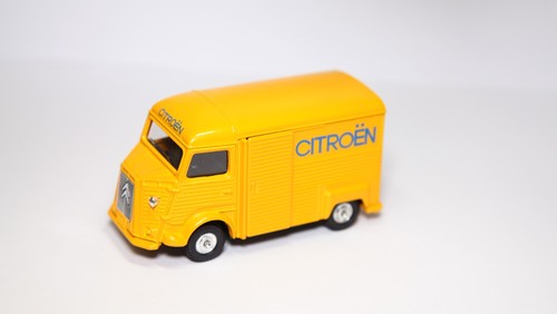 Tomica dandy f14 - dandy, van