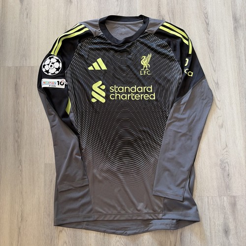 Liverpool grey player - 25/26,