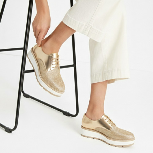 Russell and bromley equinox - russell,